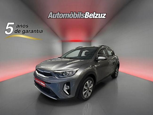 Usado Kia Stonic 84 CV (61 kW) 2023 Gris SUV