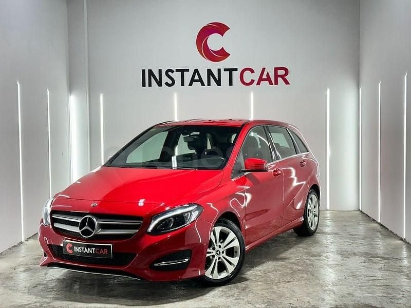 Brugt Mercedes B180 109 HK (80 kW) 2018 Rød MPV