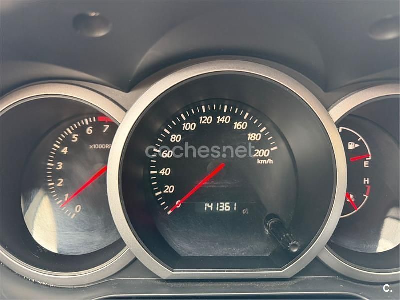 Usado Suzuki Grand Vitara 106 CV (77 kW) 2006 Gris / plata SUV