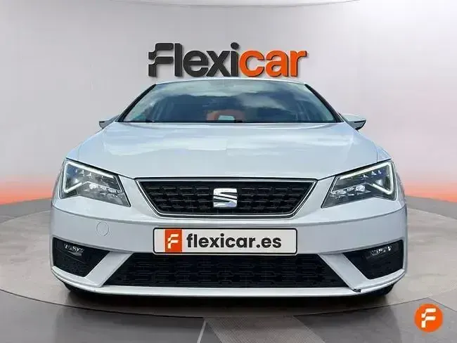 Usado Seat Leon Reference 115 CV (84 kW) 2018 Blanco