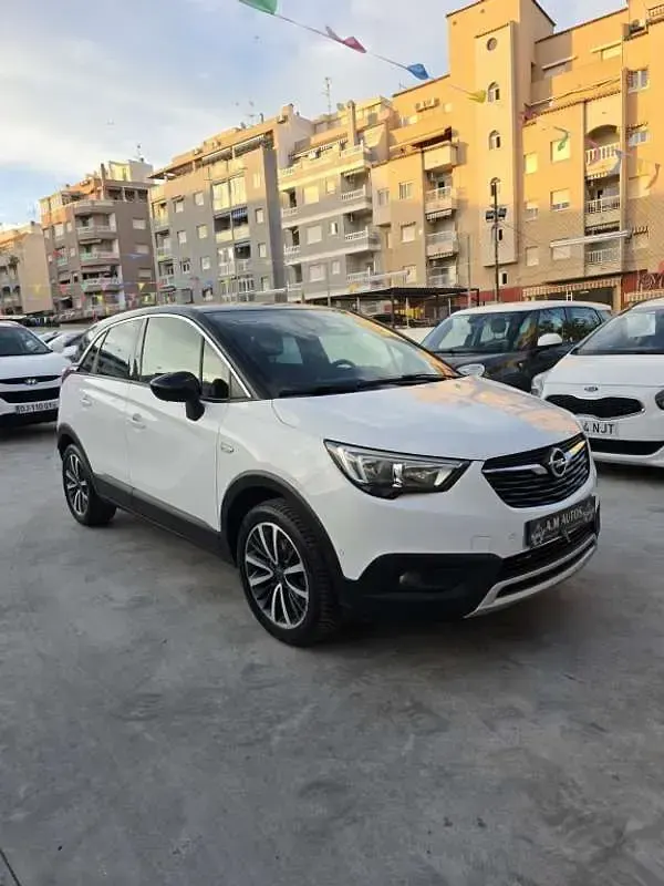 Usado Opel Crossland 120 CV (88 kW) 2018 Blanco SUV