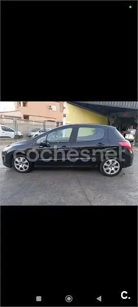 Usado Peugeot 308 Active 92 CV (67 kW) 2011 Negro Berlina