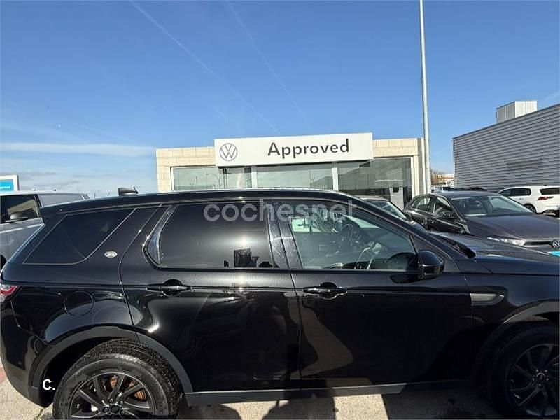 Usado Land Rover Discovery Sport SE 180 CV (132 kW) 2018 Negro SUV