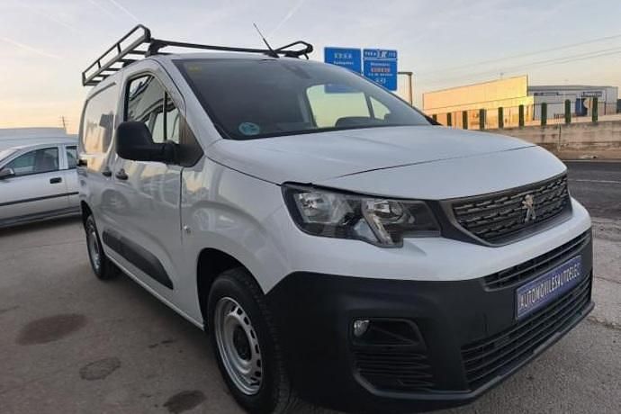 Usado Peugeot TePee Active 100 CV (73 kW) 2019 Berlina