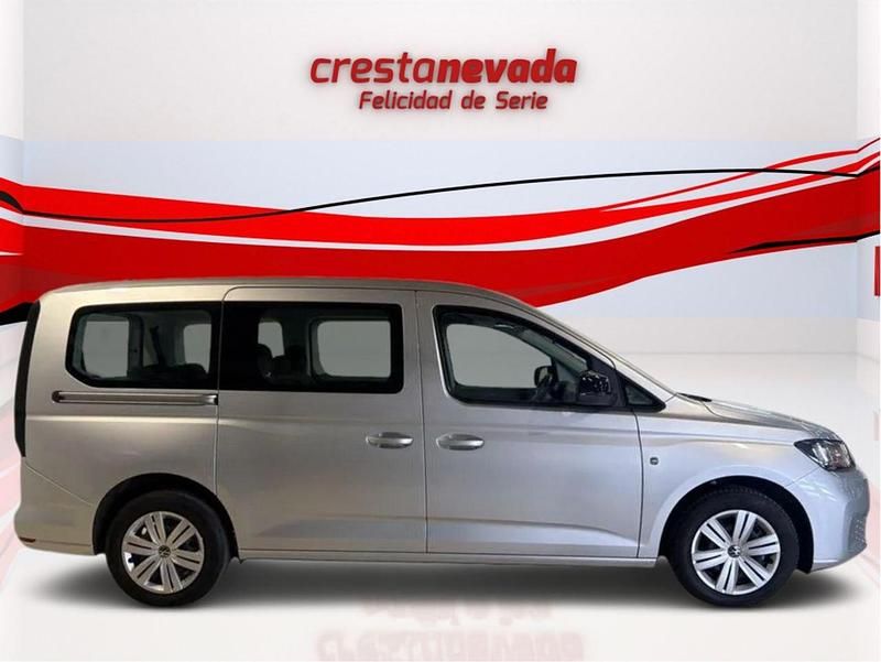 Usado VW Caddy Maxi 102 CV (75 kW) 2024 Gris Monovolumen