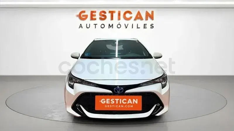 Usado Toyota Corolla Active 122 CV (89 kW) 2022 Blanco Familiar