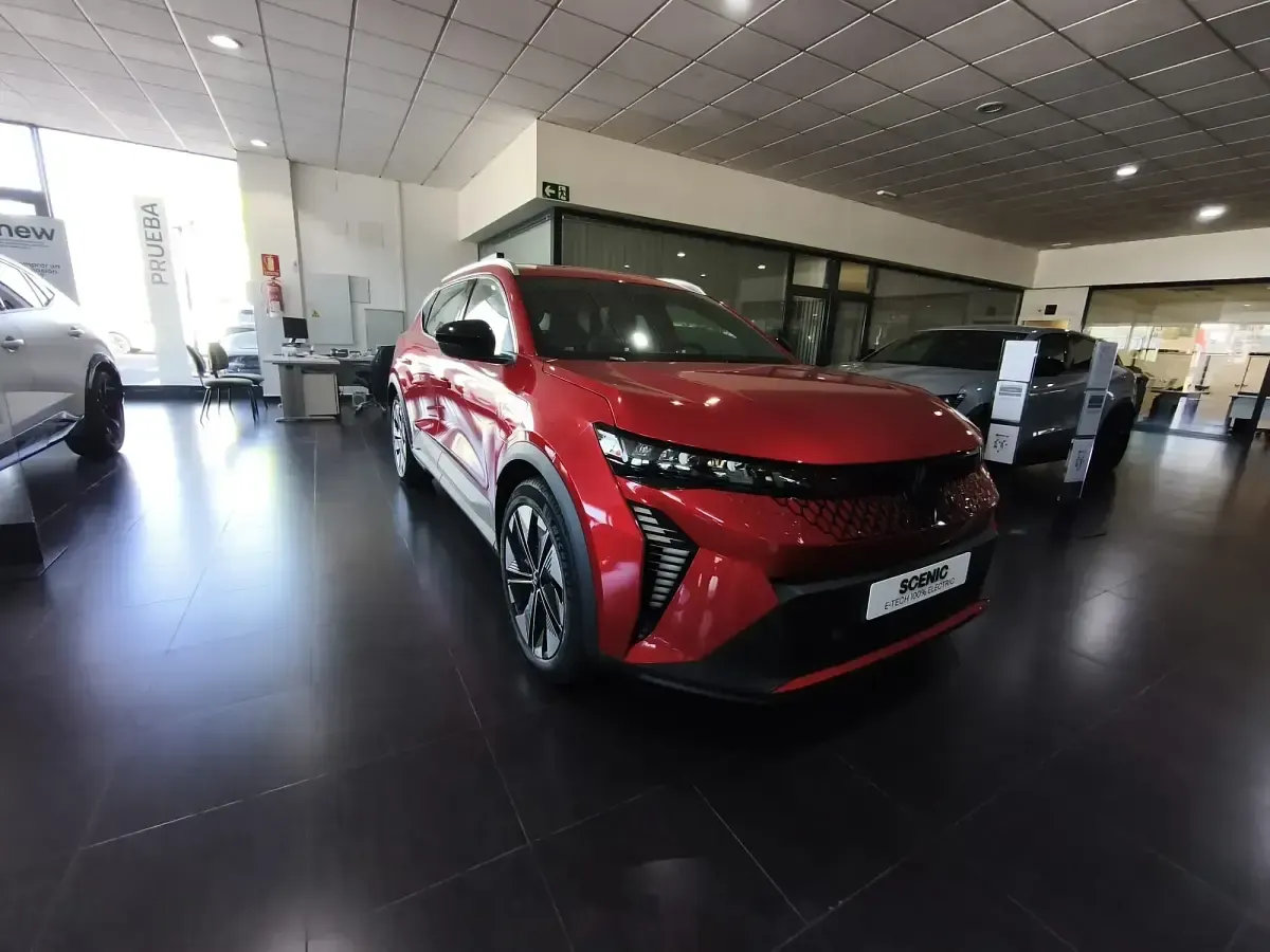 Nuevo Renault Scenic E-Tech Evolution 125 kW (170 CV) 2025 Rojo SUV