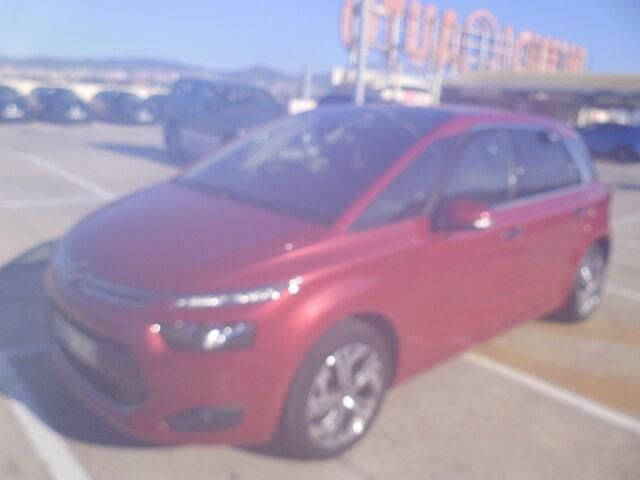 Usado Citroën C4 Feel 120 CV (88 kW) 2016 Rojo Monovolumen