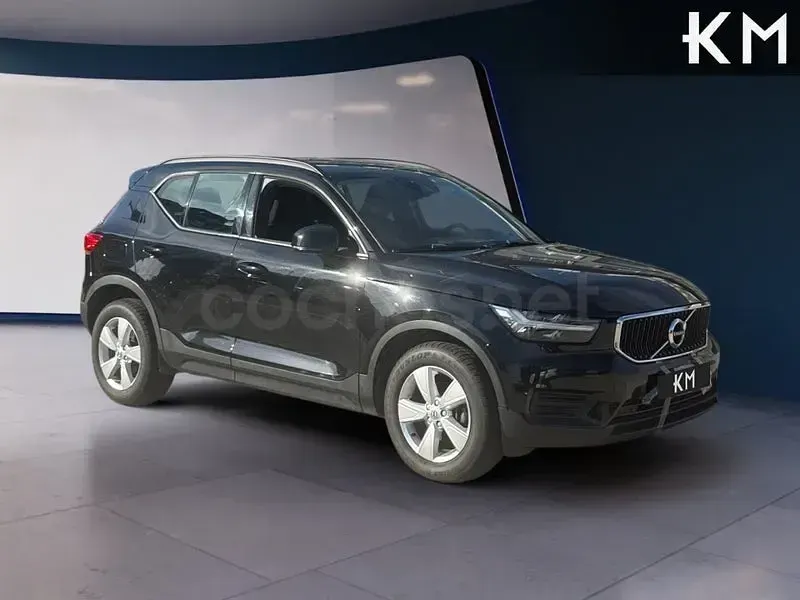Usado Volvo XC40 Momentum 129 CV (94 kW) 2021 Negro SUV