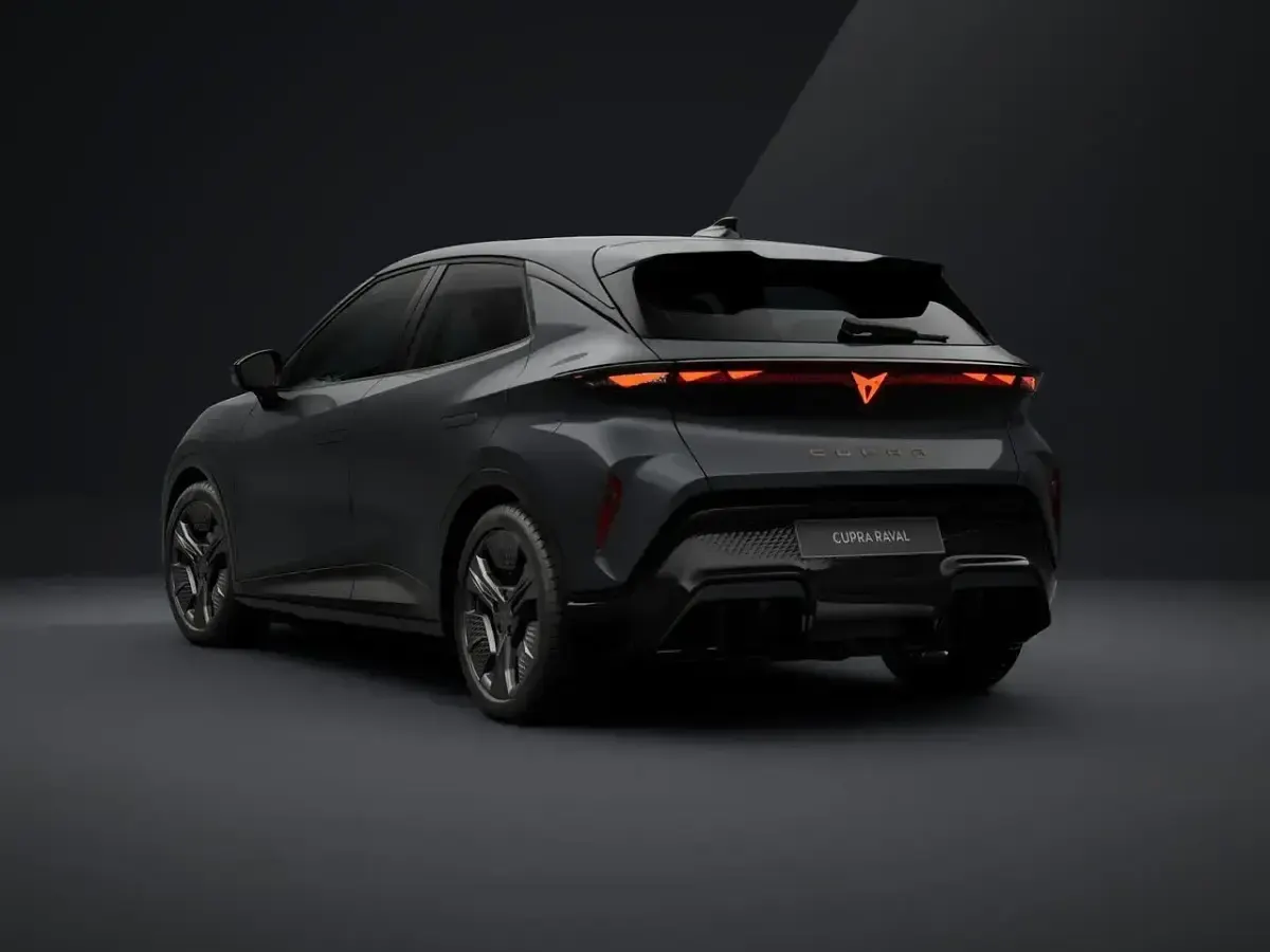 Nuevo Cupra Raval Endurance 155 kW (211 CV) 2026 Gris