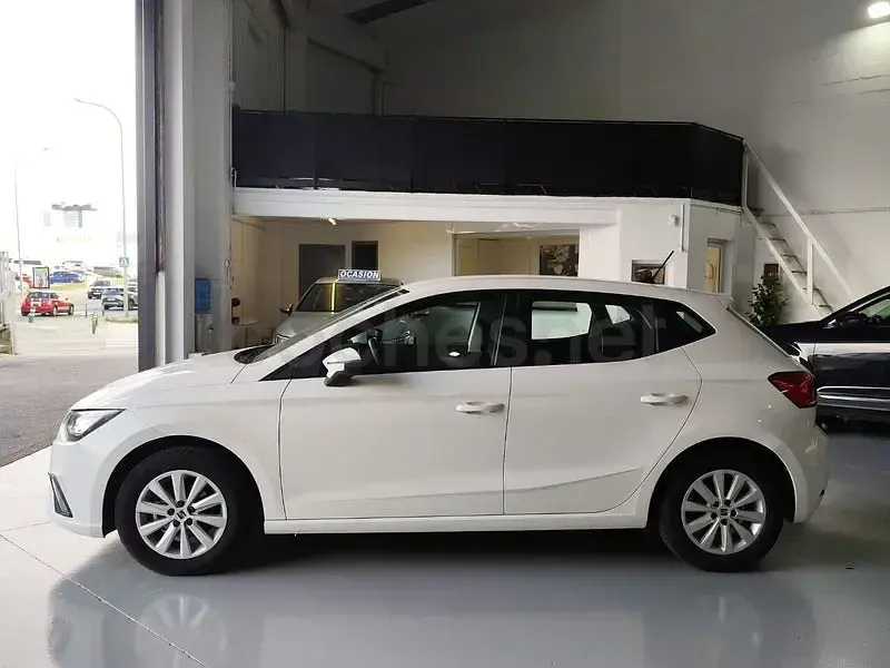 Usado Seat Ibiza Reference 80 CV (58 kW) 2022 Blanco Utilitario