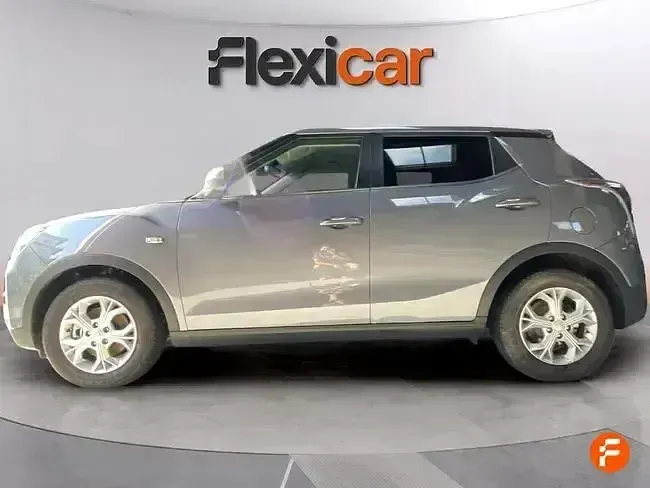 Usado SsangYong Tivoli 128 CV (94 kW) 2023 Gris SUV