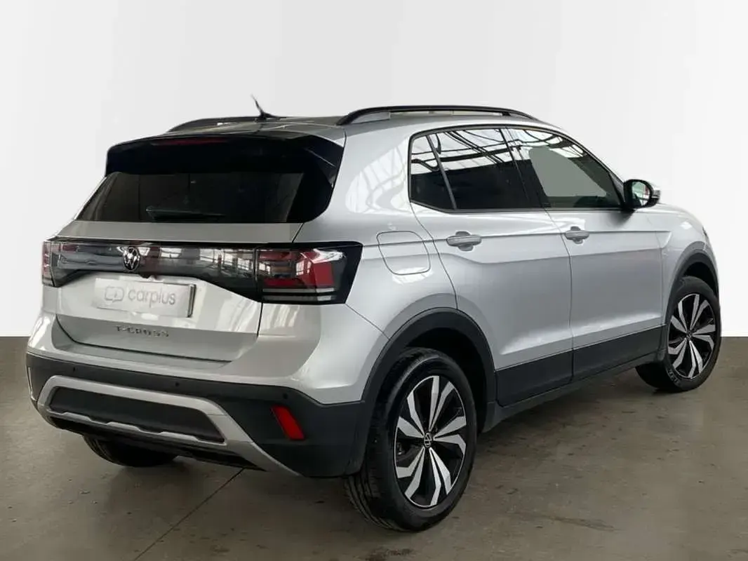 Usado VW T-Cross 116 CV (85 kW) 2025 Plateado SUV