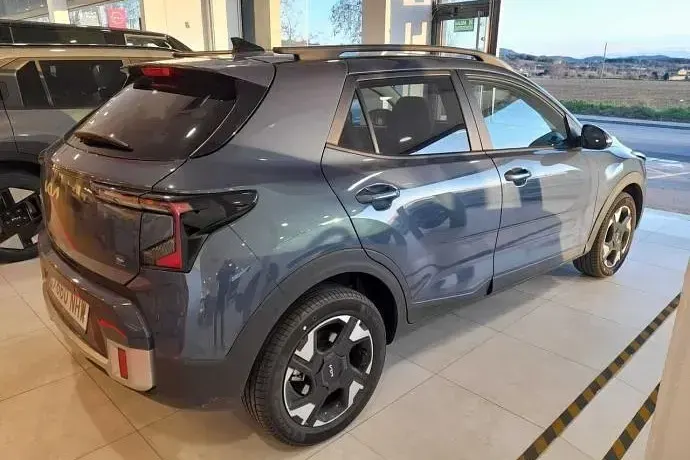 Nuevo Kia Stonic 100 CV (73 kW) 2025 SUV