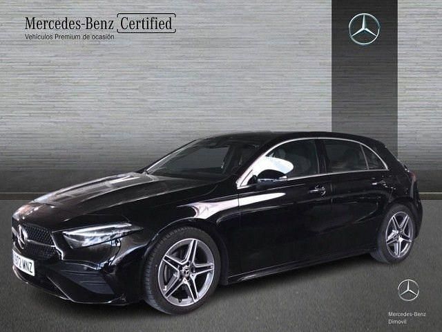Usado Mercedes A200 AMG line 150 CV (110 kW) 2024 Negro noche Berlina