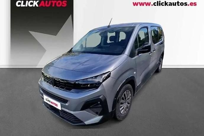 Usado Peugeot Rifter Allure 100 CV (73 kW) 2025 Monovolumen