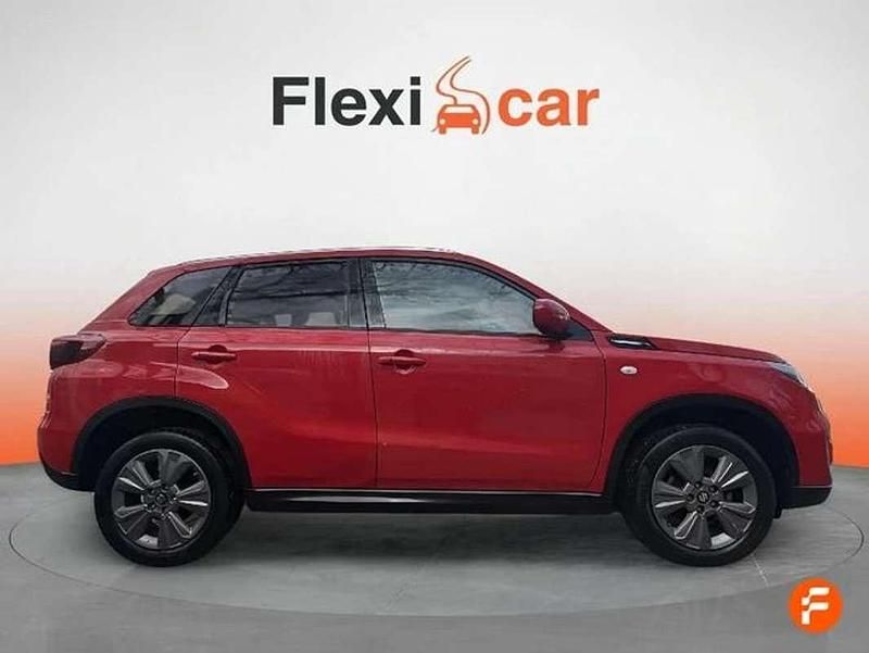 Usado Suzuki Vitara 116 CV (85 kW) 2022 Rojo SUV