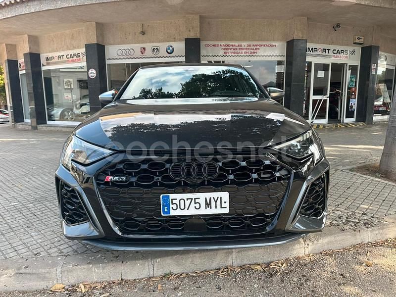 Gris / plata Usado 2022 Audi RS3 Berlina | 58.990 € (Un poco caro) - Imagen 1/4