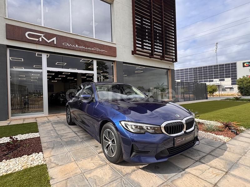 Azul Usado 2020 BMW 318 Luxury Line Berlina | 24.990 € (Precio justo) - Imagen 1/4