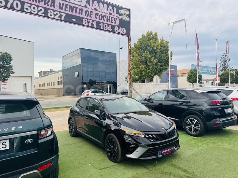 Negro Usado 2025 Renault Clio V Techno Berlina | 23.999 € (Caro) - Imagen 1/4