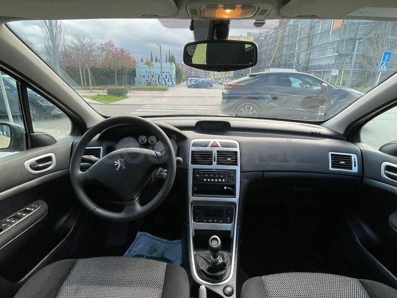 Usado Peugeot 307 90 CV (66 kW) 2008 Azul Familiar