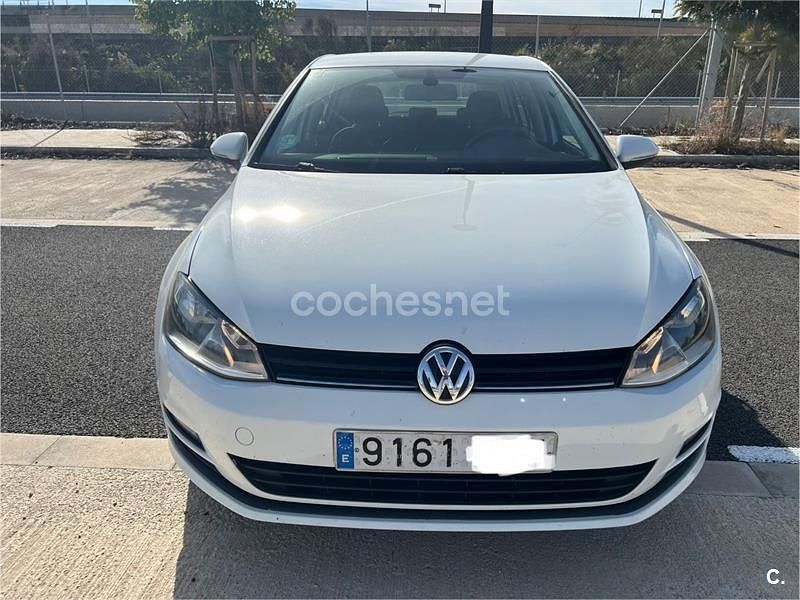Usado VW Golf VII Advance 105 CV (77 kW) 2013 Blanco Berlina