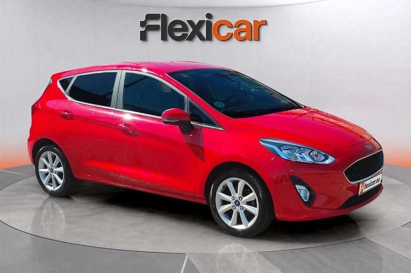 Rojo Usado 2018 Ford Fiesta Trend Utilitario | 7990 € (Buen precio) - Imagen 1/4