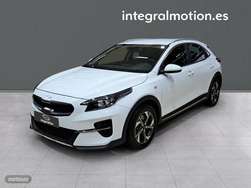Blanco Usado 2022 Kia XCeed SUV | 19.900 € (Un poco caro) - Imagen 1/4