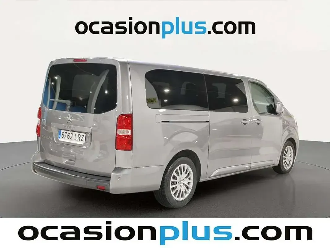 Usado Peugeot Traveller Business-Line 122 CV (89 kW) 2021 Gris Monovolumen