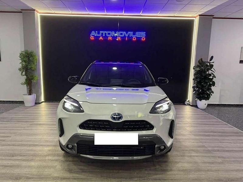 Usado Toyota Yaris Cross 116 CV (85 kW) 2024 Blanco SUV
