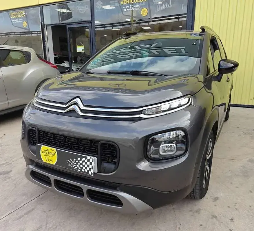 Usado Citroën C3 Aircross Shine 102 CV (75 kW) 2020 Gris SUV