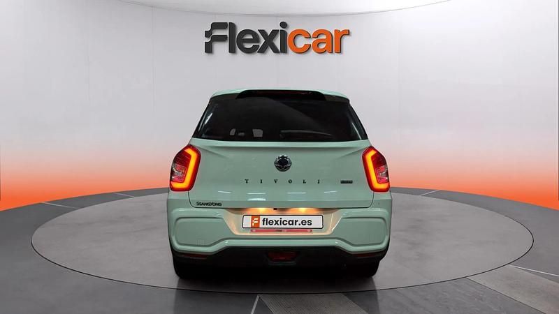 Usado Ssangyong (KGM) Tivoli 163 CV (119 kW) 2023 Blanco SUV