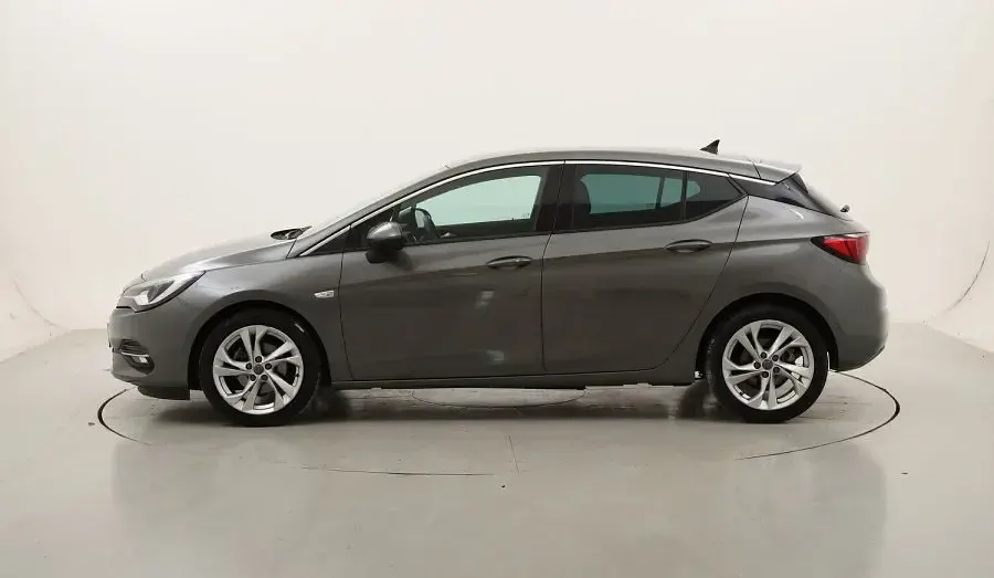 Usado Opel Astra GS Line 130 CV (95 kW) 2020