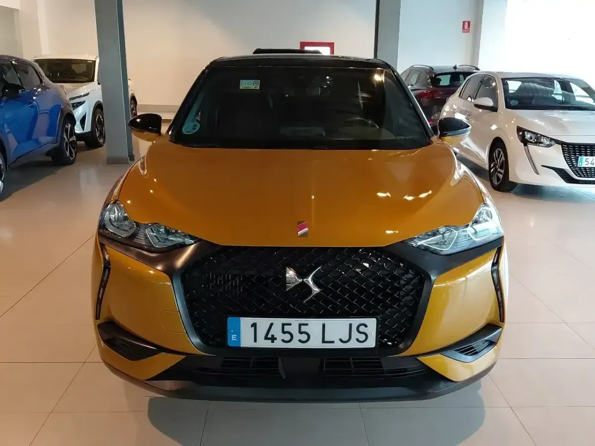 Usado DS Automobiles DS3 Crossback Performance 130 CV (95 kW) 2020 Naranja SUV