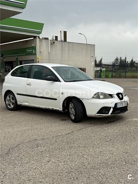Brugt Seat Ibiza 100 HK (73 kW) 2004 Hvid Hatchback