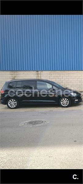 Negro Usado 2016 VW Touran Advance Monovolumen | 15.000 € (Caro) - Imagen 1/1