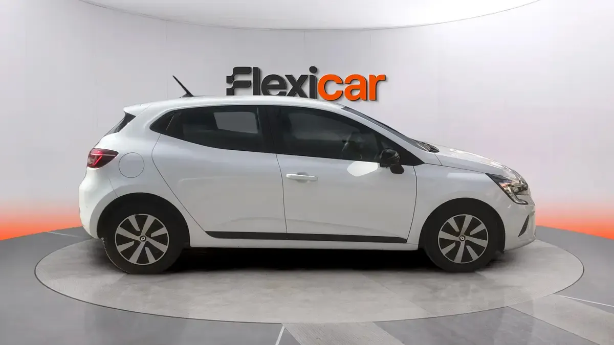 Usado Renault Clio V Evolution 100 CV (73 kW) 2023 Blanco Berlina