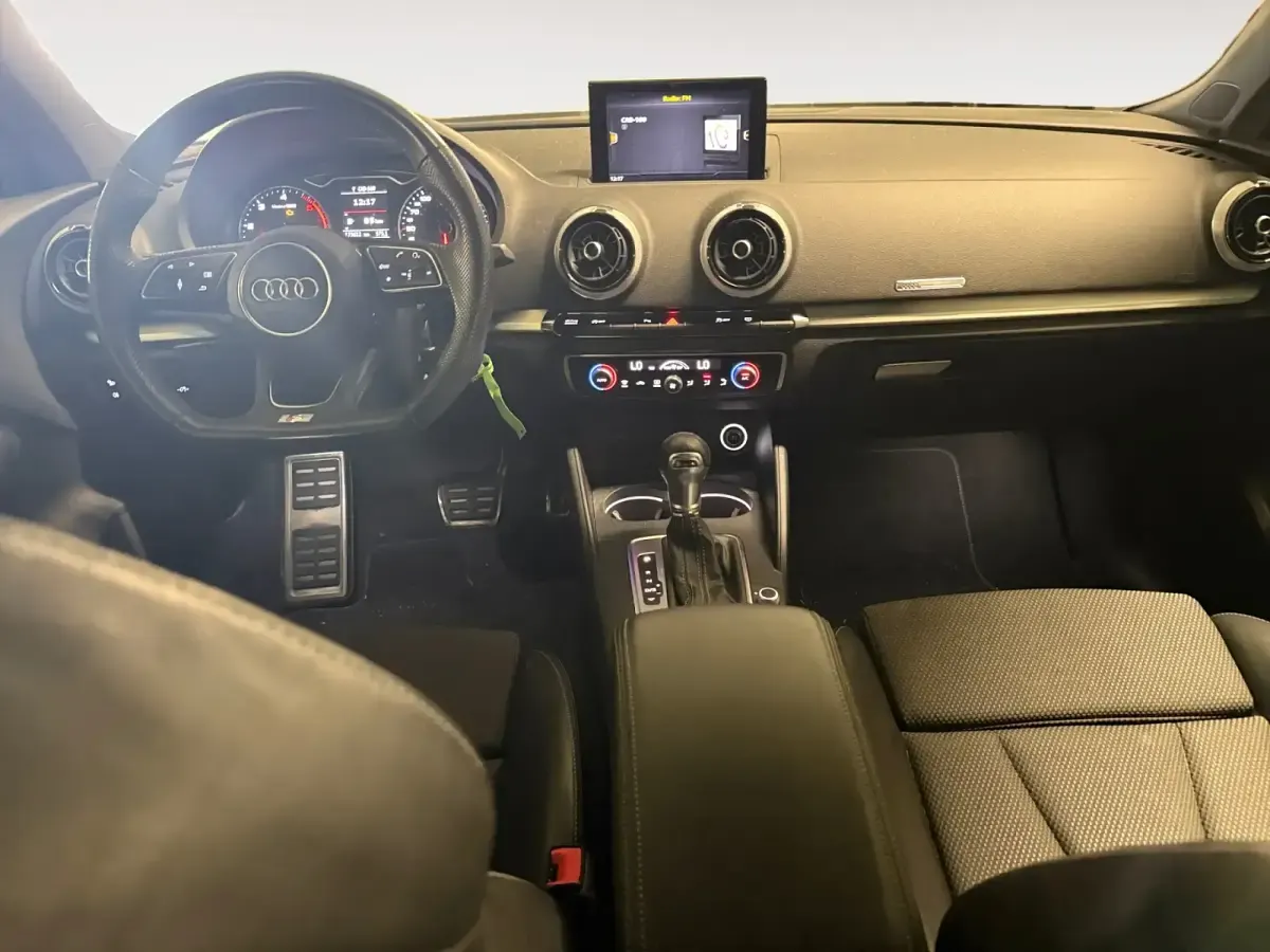 Usado Audi A3 S-Line 150 CV (110 kW) 2020 Azul Berlina