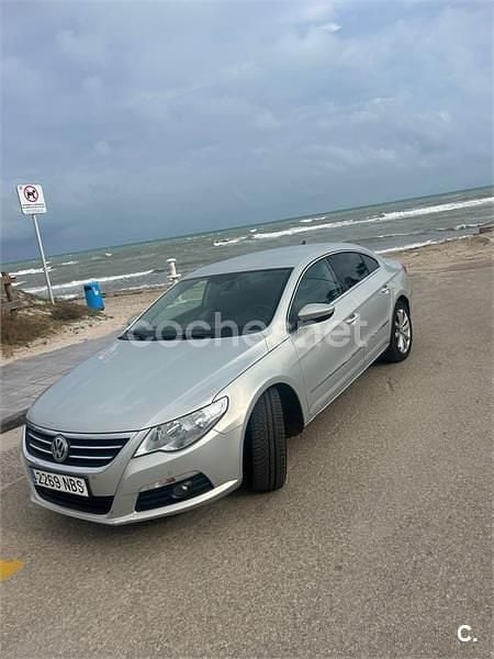 Usado VW Passat 140 CV (102 kW) 2009 Gris / plata Berlina