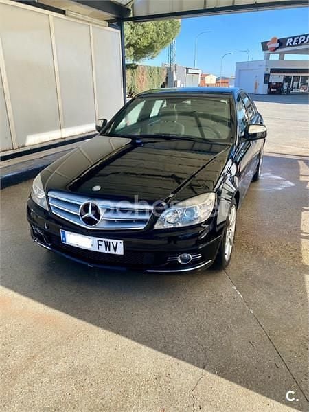 Usado Mercedes C220 Elegance 150 CV (110 kW) 2007 Negro Berlina