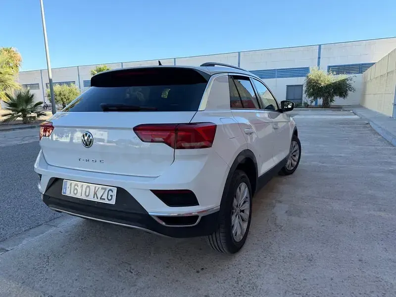 Usado VW T-Roc Advance 115 CV (84 kW) 2019 Blanco SUV