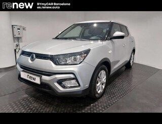 Gris Usado 2019 Ssangyong Tivoli Limited Berlina | 9700 € (Super precio) - Imagen 1/4
