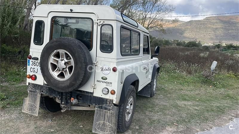 Usado Land Rover Defender 122 CV (89 kW) 2003 Blanco SUV