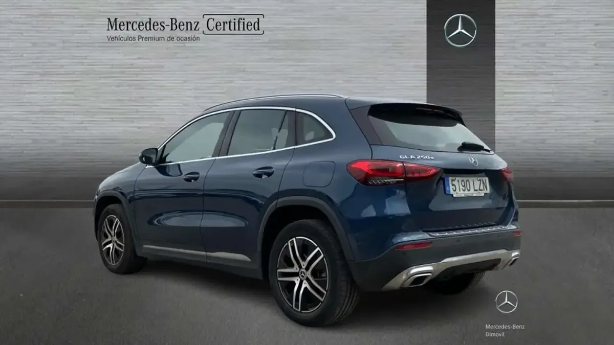 Usado Mercedes GLA250 218 CV (160 kW) 2022 Azul SUV