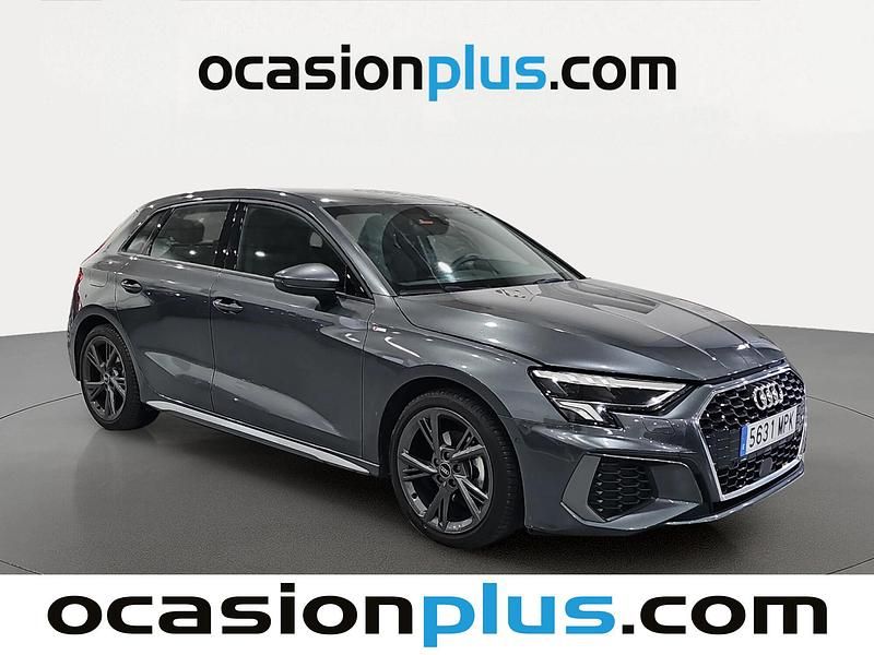 Usado Audi A3 S-Line 150 CV (110 kW) 2024 Gris
