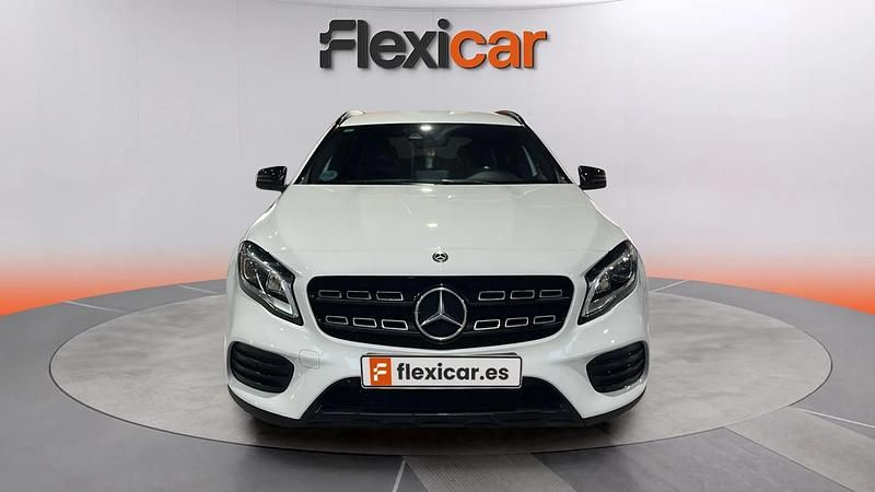 Usado Mercedes GLA220 177 CV (130 kW) 2019 Blanco SUV