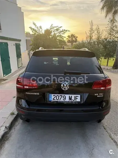 Usado VW Touareg R-line 262 CV (192 kW) 2016 Negro SUV
