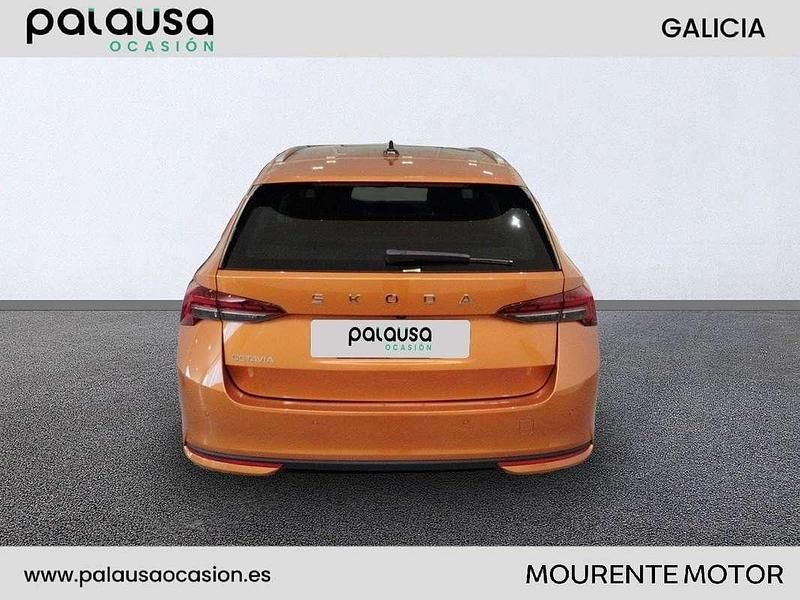 Occasion Skoda Octavia 116 ch (85 kW) 2024 Orange Citadine
