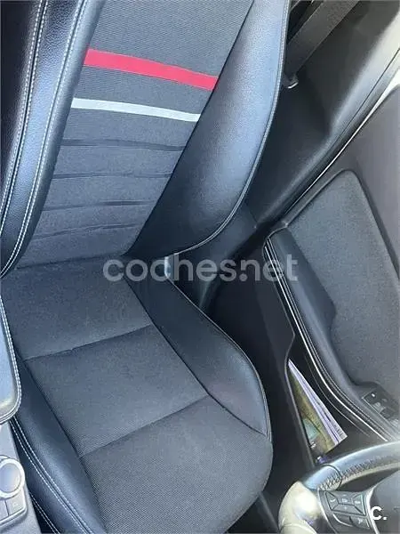 Usado Mercedes A180 Style 109 CV (80 kW) 2013 Blanco Berlina