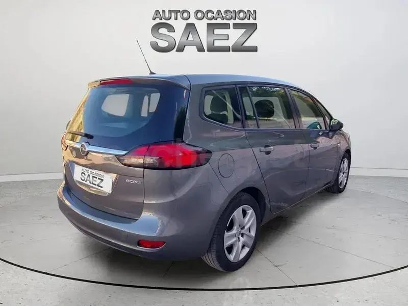 Usado Opel Zafira Family 140 CV (102 kW) 2017 Gris / plata Monovolumen